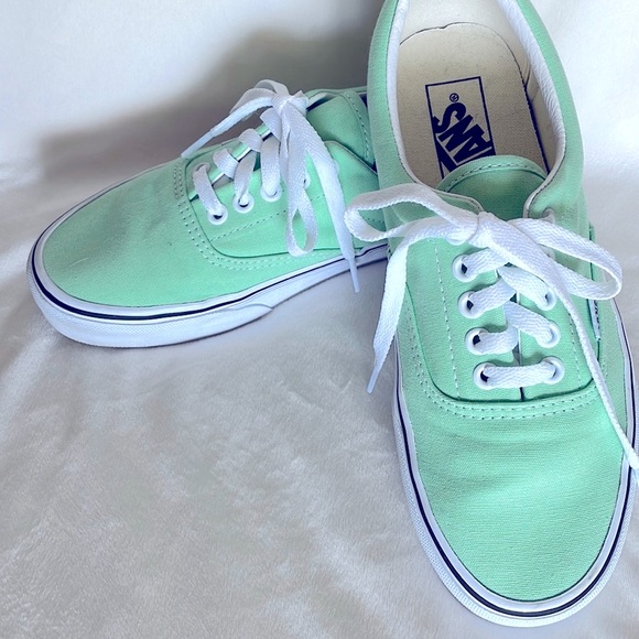 Vans Unisex Canvas Era Mint Green Sneakers - Picture 2 of 8